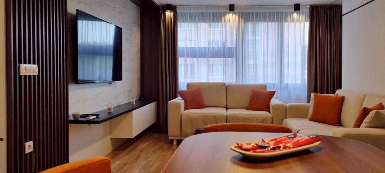 Appartamento Ambient Apartman Sarajevo Esterno foto