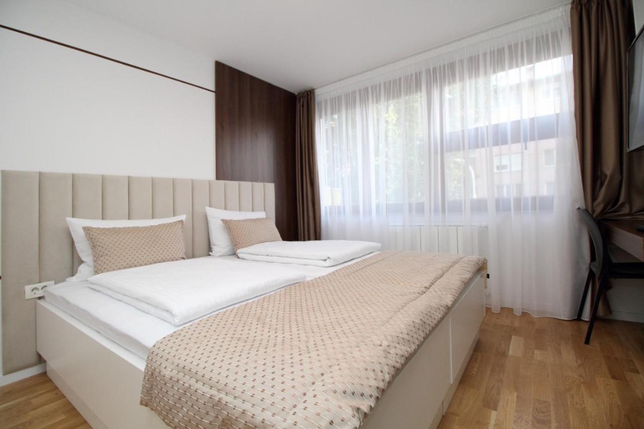 Appartamento Ambient Apartman Sarajevo Esterno foto