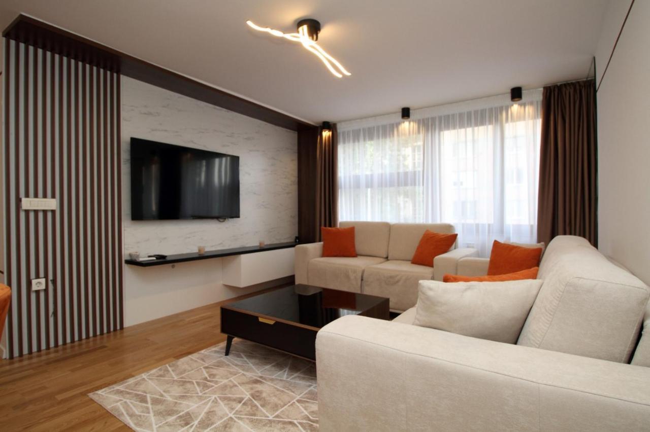 Appartamento Ambient Apartman Sarajevo Esterno foto